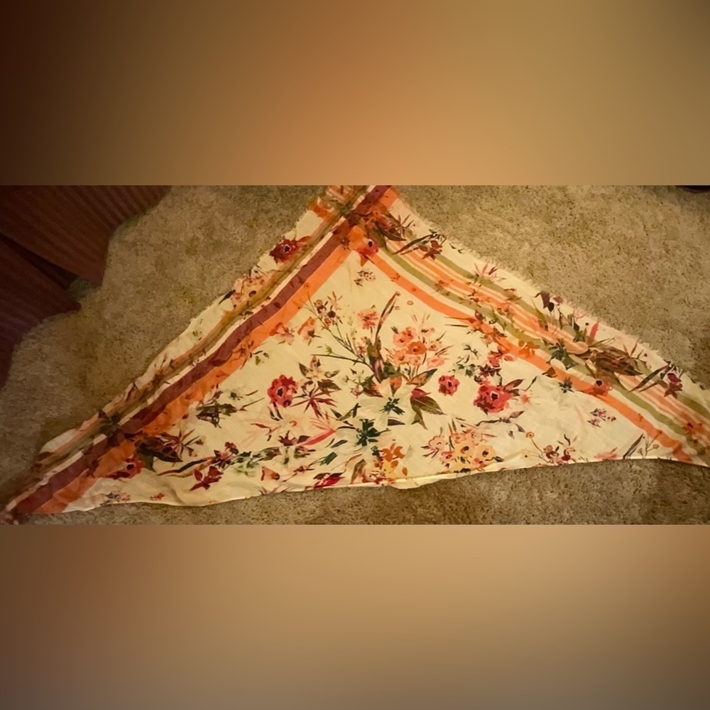 Triangular Shawl Wrap, Women’s Plaid Stripe w/Floral Design, Autumn Colors - Picture 5 of 6